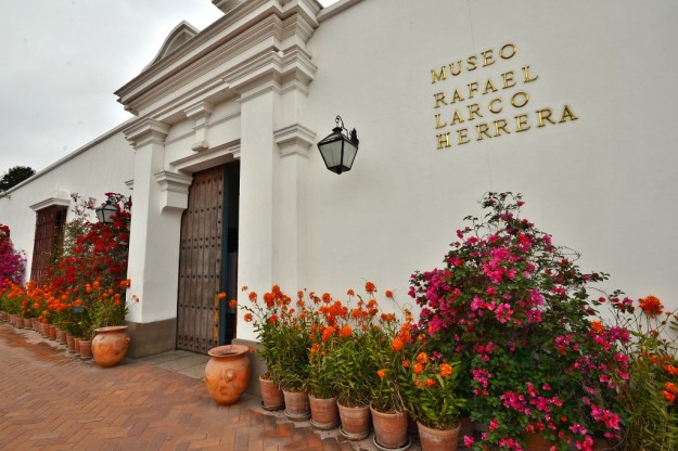 Larco Museum Lima (5)